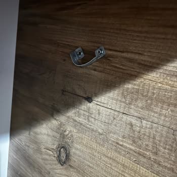Vivense Gardırobum Parça Parça Dökülüyor