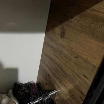 Vivense Gardırobum Parça Parça Dökülüyor