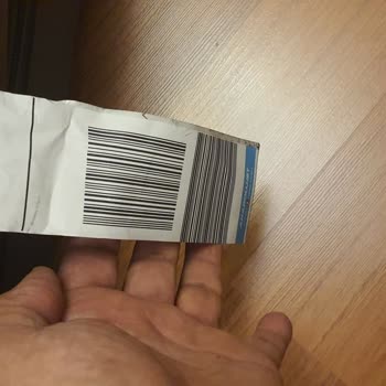 THY Bavulumun Tekerinin Kırılması