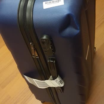 THY Bavulumun Tekerinin Kırılması