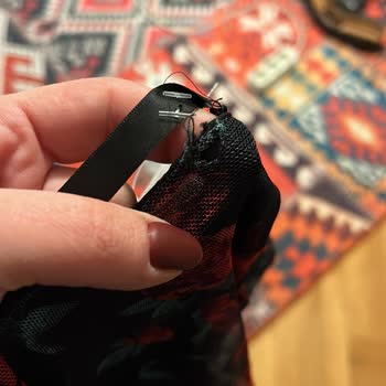 DeFacto Online Sipariş ( 3 Kez Yırtık Ürün )