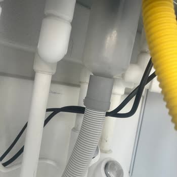 Daikin Kombiden Yoğuşma Sifonu Çıkmadı Eksik Parça