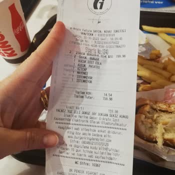 Viaport Burger King Ürünlerinin Tamamı Bayat