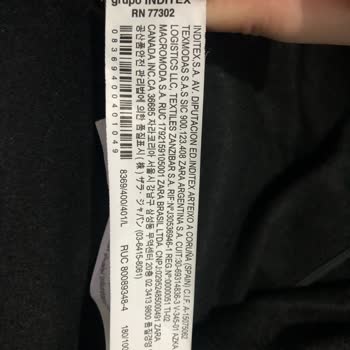 Zara Deforme Olan Yağmurluk