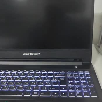 Monster Notebook Sürekli Bir Sesli Uyarının Ardından Cihazı Kapanıyor!