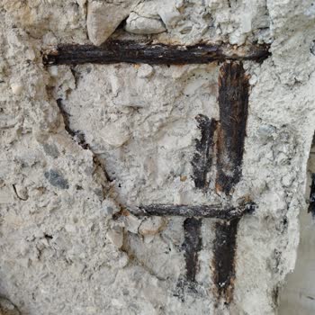 Gümüş İnşaat (İzmir) Kalitesiz İşçilik Dökülen Kolonlar