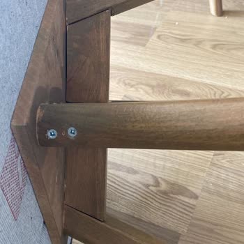 Hevin Mobilya Servisine Tamir İçin Verdiğimiz Sandalye Kayıp