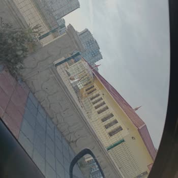 Milli Eğitim Bakanlığı (MEB) Türkiye Cumhuriyeti Bayrağı Asılmaması