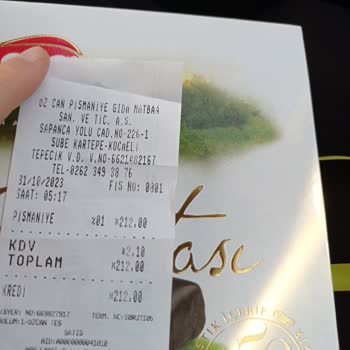Bolçi Çikolata Bolçi Antep Fıstıklı Çikolata Tadı Ve Kokusu Farklı