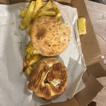 Domino's Pizza'nın Öve Öve Bitiremediği DOMDOM'unu Buyurun Görün!