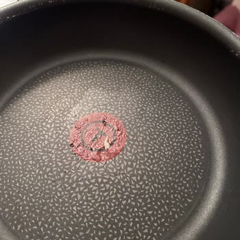 Tefal Tava Boya Kalkması