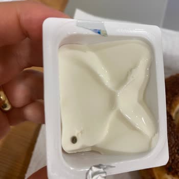 İçim Krem Peynir İçi Küflü Çıktı