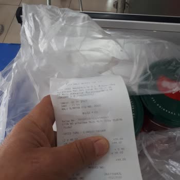 A101 'de İki Şeffaf Poşet İçin Hakaret Ettiler