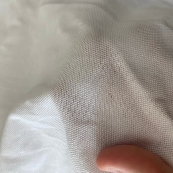 DeFacto Tişörtteki Kumaş Kalitesizliği