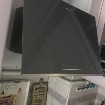 Arçelik Davlumbaz Cam İçinde Lekeler Bulunuyor