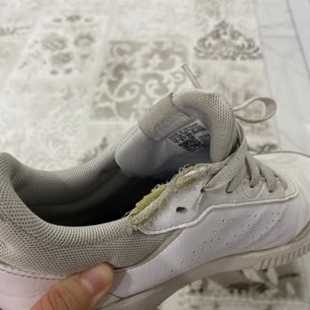 Adidas Ayakkabının İç Astarı Yırtıldı