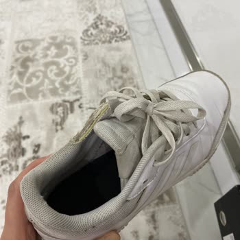 Adidas Ayakkabının İç Astarı Yırtıldı