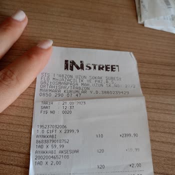 In Street Nike Ayakkabı İç Taban Astarı Yırtıldı