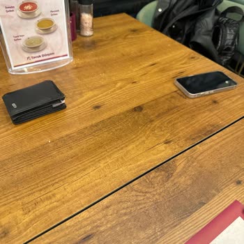 Tavuk Dünyası Temizlik Ve Müşteri Memnuniyeti