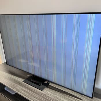 Samsung UE 65CU8500 65İNC Kumanda Bozuk Ve Ekran Arızası
