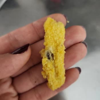 BİM BİM Nugget İçindeki Yabancı Cisimler
