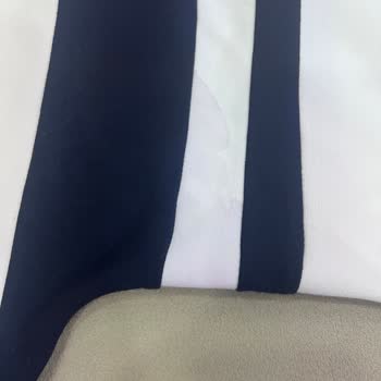 Seçil Store Sweatshirtün Rengi Aktı