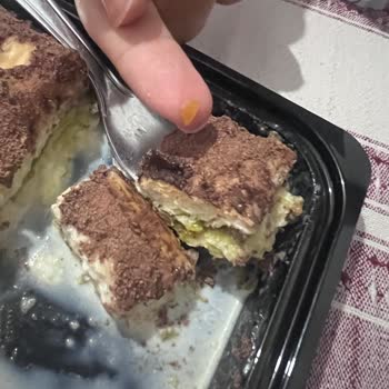 BİM Tatlıdan Cam Çıktı