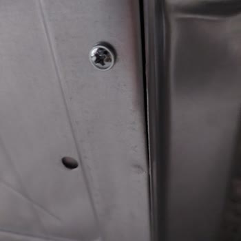 Arçelik Midi Fırını Önce Darbeli, Sonrakini Defolu Olarak Teslim Etti