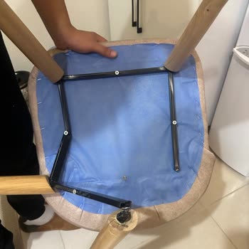 Levent Mobilya & Aksesuar Sandalyelerim Ortadan Kırıldı