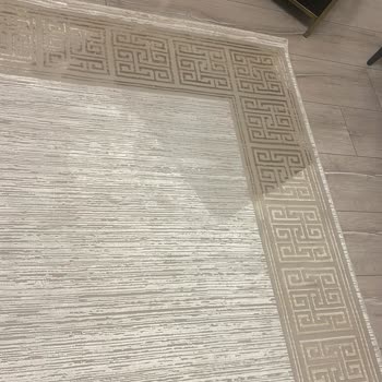 Empera Markası Halı Rengi Attı