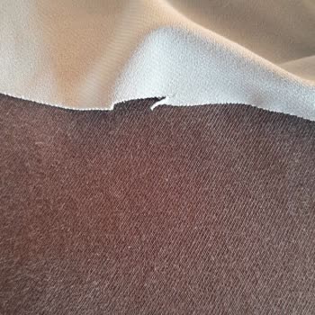 Hürrem Şal Defolu Ürün Ve Yanlış Gönderim Aldığımla Gönderdiklerinin Alakası Yok