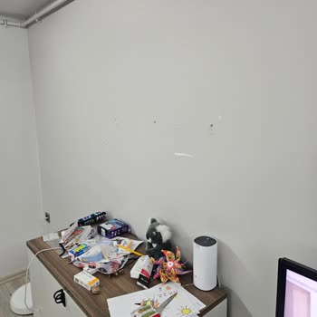 Enza Home Dolap Çok Tehlikeli Bir Şekilde Düştü