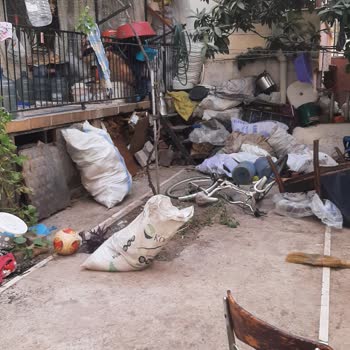 Kepez Belediyesi Zabıtalar Ve Çöpler