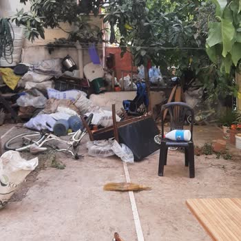 Kepez Belediyesi Zabıtalar Ve Çöpler