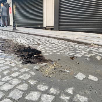 İBB - İstanbul Büyükşehir Belediyesi Bozuk Bırakılan Yol Çalışması