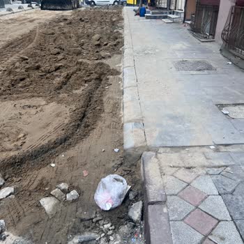 Sultangazi Belediyesi Fen İşleri Yol Kaldırım Çalışması Mağduriyeti