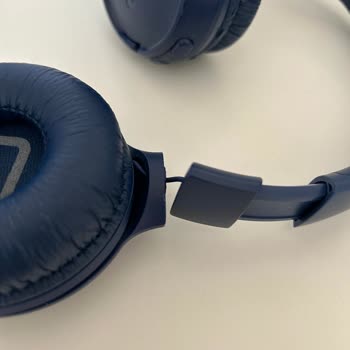 JBL Kulaklık Kırıldı Ve Bunun İçin Teknik Servis Yok