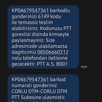 PTT Kargo Kapıya Etiketi Yapıştırıyor Evde Kimse Deniliyor