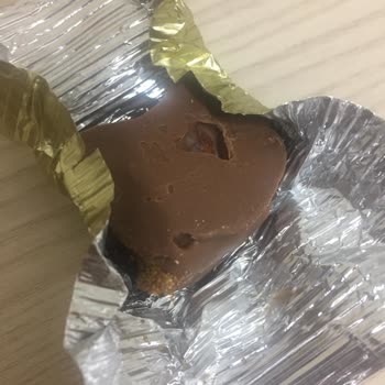 Çarşıbaşı Gıda Kayseri Çarşıbaşı Çikolatalarından Kurt Çıkması