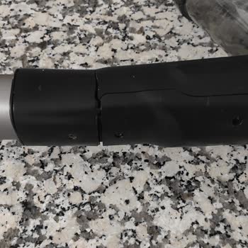 PHILIPS Ev Aletleri Philips Dikey Süpürge Durduk Yerde Kırıldı, Servis İlgilenmiyor