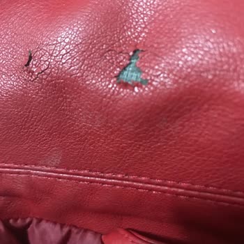 Stradivarius Markasının Giyimdeki Kalitesizliği