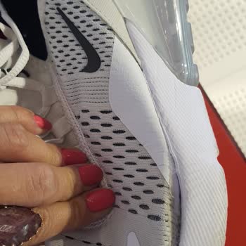 Ayıplı Ürün Satıp, Sattığı Ürünün Arkasında Durmamak. Nike, SuperStep