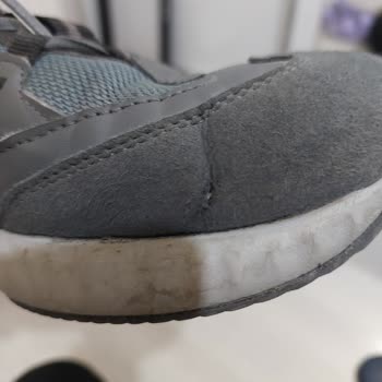 National Geographic Giyim Ürünleri Ayakkabı Sol Ayak Kıvrım Yerinde Delinme