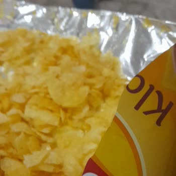 Lays Bozuk Aşırı Yağlı Döküntü Cips