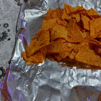 BİM Yırtık Ürünü Bantlayıp Satmak