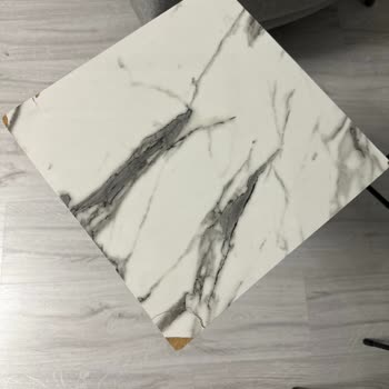 Enza Home Kalitesiz Sehpalar Ve İlgisiz Personel