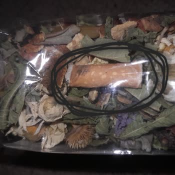 Şifalıköy (sifalikoy.com) Şeffaf Paketin İçinde Görünen İzmarit