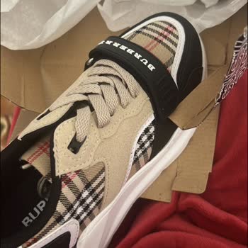 Shoesjerry Ayakkabı Aldım Yanlış Ürün Ve Yanlış Numara İle Yollandı