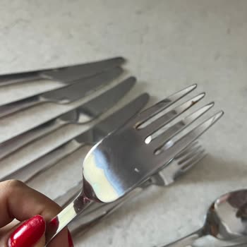 IKEA Çatal Bıçak Kaşık Takımı Ve Sarımsak Ezeceği