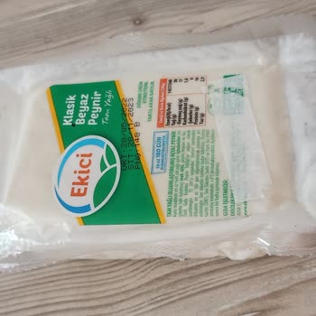 Carrefour SA Ekici Peynir Kötü Koku Ve Tat Bozukluğu